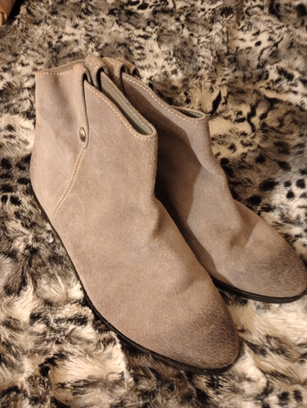 Women's Two Toned- Suede Like Ankle Boots